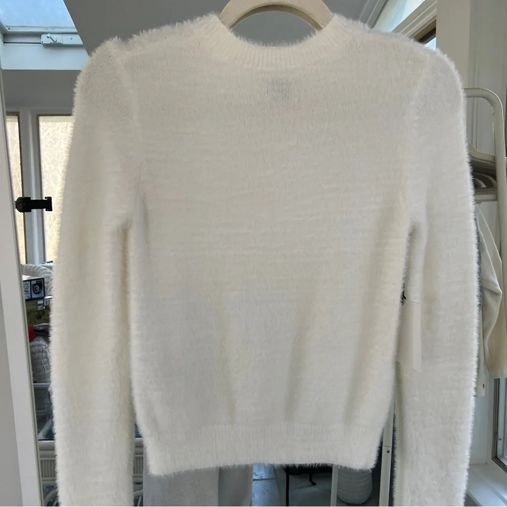 NWT Aritzia Sunday Best New Kitten Sweater Espace - Picture 7 of 9